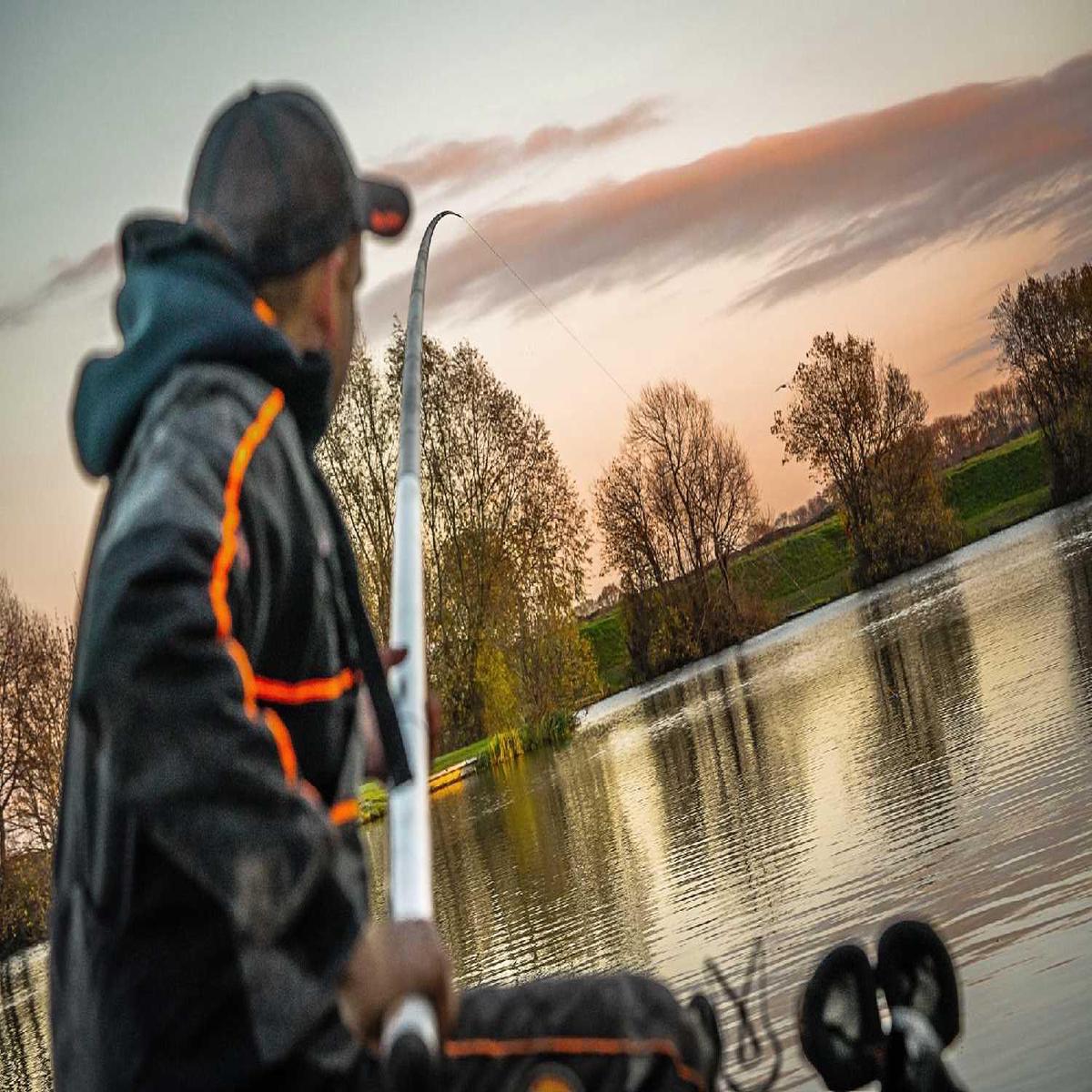 Guru Aventus Zero 700 16m Pole Package